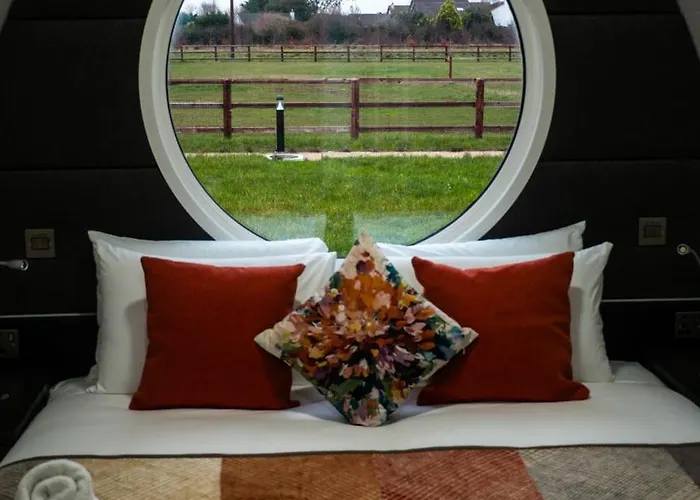 Hidden Acres- Luxury Glamping Pod Sage Малахайд